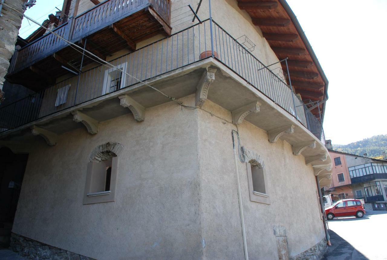 Maison Grivon Appartamento Becca Di Nona Aosta Exteriér fotografie